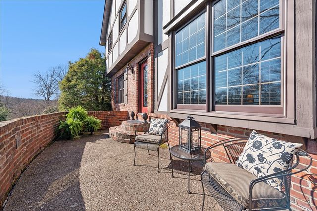 3863 Grove Road, Richland, PA 15044