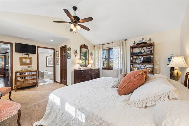 3863 Grove Road, Richland, PA 15044