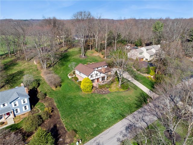 3863 Grove Road, Richland, PA 15044