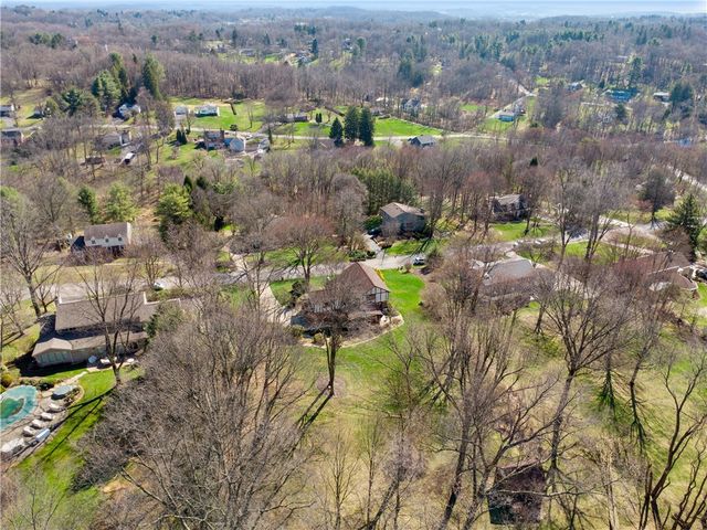 3863 Grove Road, Richland, PA 15044