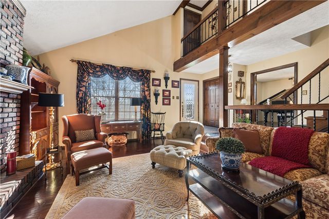 3863 Grove Road, Richland, PA 15044