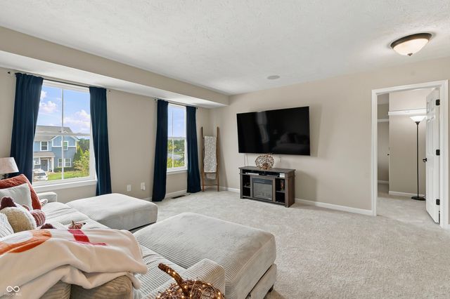 12248 Hawks Nest Drive, Fishers, IN 46037