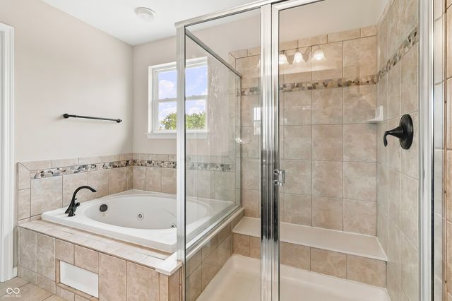 12248 Hawks Nest Drive, Fishers, IN 46037