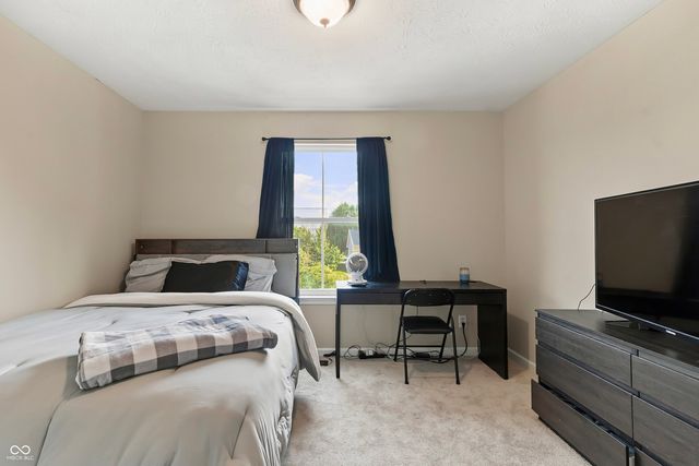 12248 Hawks Nest Drive, Fishers, IN 46037