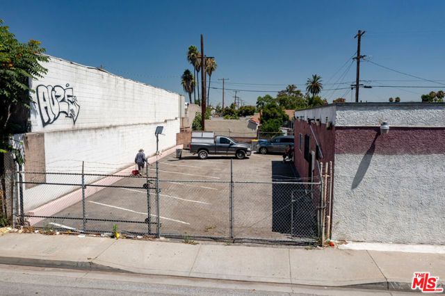 325 E Rosecrans Avenue, Compton, CA 90221