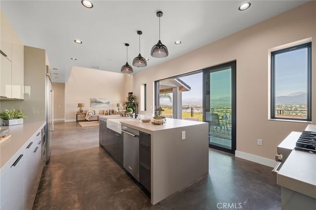 2380 Scenic Ridge, Chino Hills, CA 91709