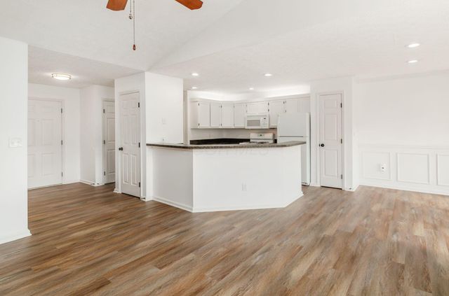 3382 Smileys Corner, Hilliard, OH 43026