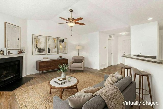 3382 Smileys Corner, Hilliard, OH 43026