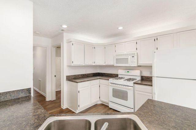 3382 Smileys Corner, Hilliard, OH 43026