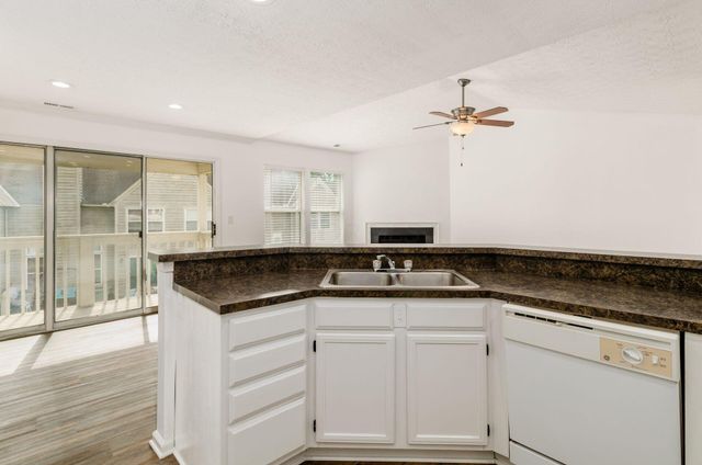 3382 Smileys Corner, Hilliard, OH 43026