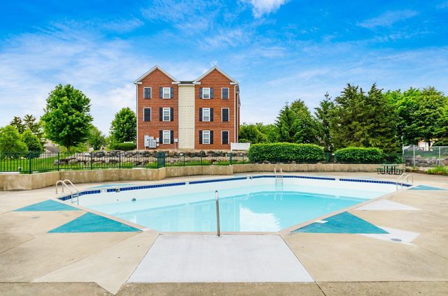 3382 Smileys Corner, Hilliard, OH 43026