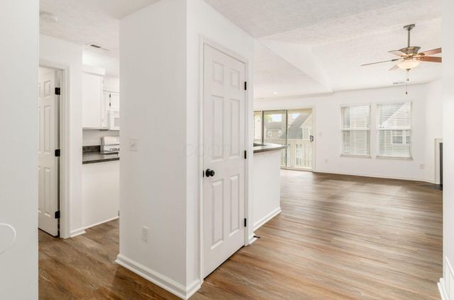 3382 Smileys Corner, Hilliard, OH 43026