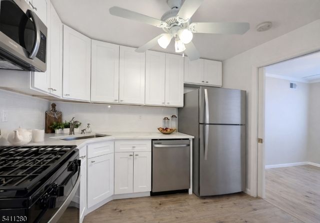 42 Crestview Ln 42, Mount Arlington Boro, NJ 07856