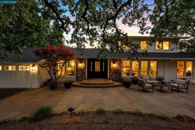 225 Pebble Ct, Alamo, CA 94507