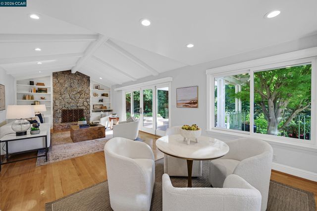 225 Pebble Ct, Alamo, CA 94507