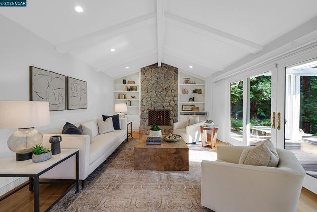 225 Pebble Ct, Alamo, CA 94507