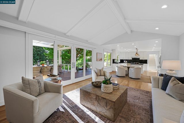 225 Pebble Ct, Alamo, CA 94507