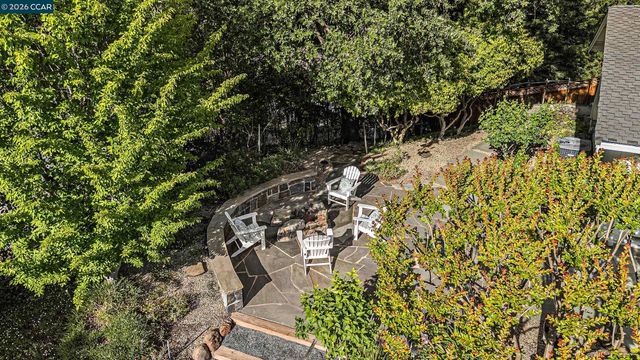 225 Pebble Ct, Alamo, CA 94507