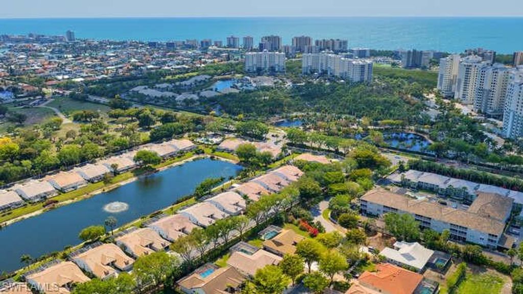 532 Roma CT, NAPLES, FL 34110 — photo 2