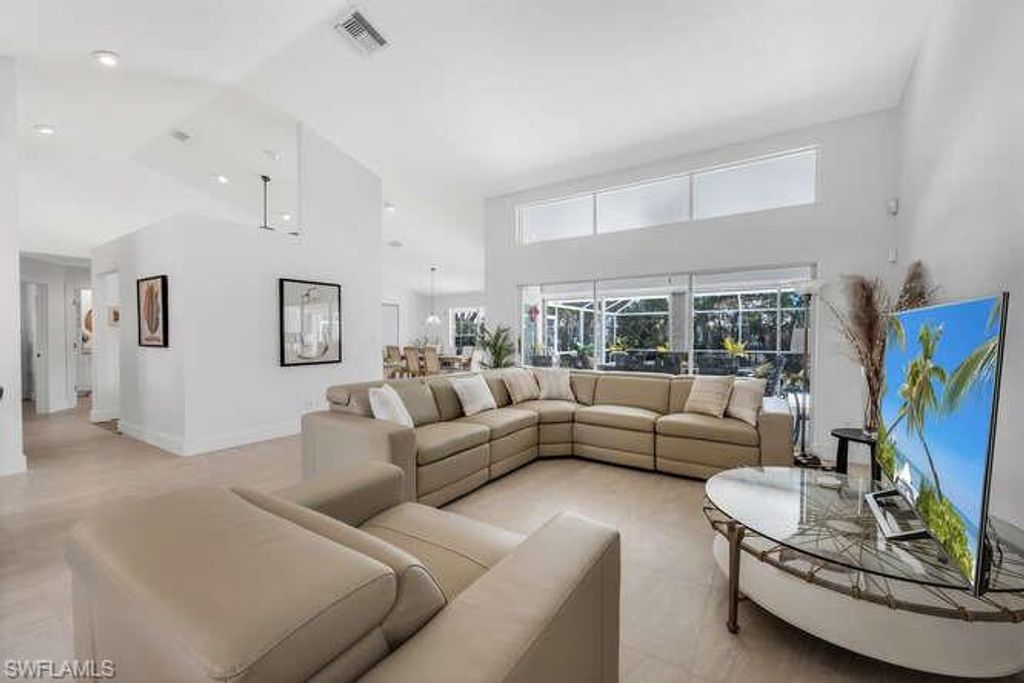 532 Roma CT, NAPLES, FL 34110 — photo 3