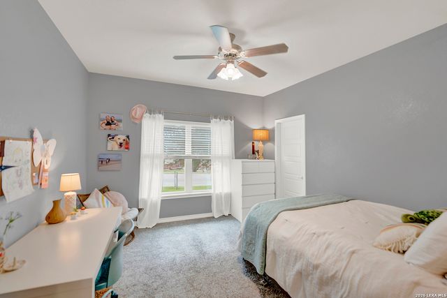 109 Grandview, Floresville, TX 78114
