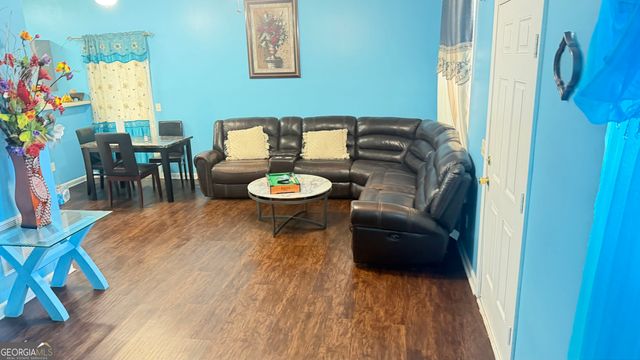 9015 Corvair Trail, Gainesville, GA 30506