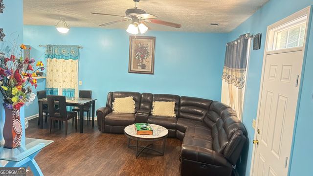 9015 Corvair Trail, Gainesville, GA 30506