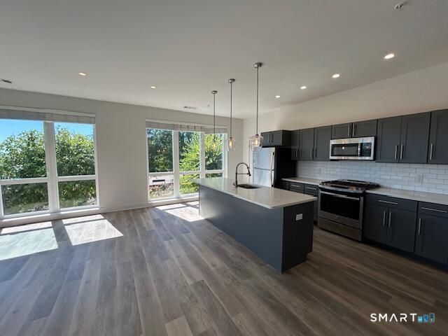112a Southfield Avenue 201, Stamford, CT 06902