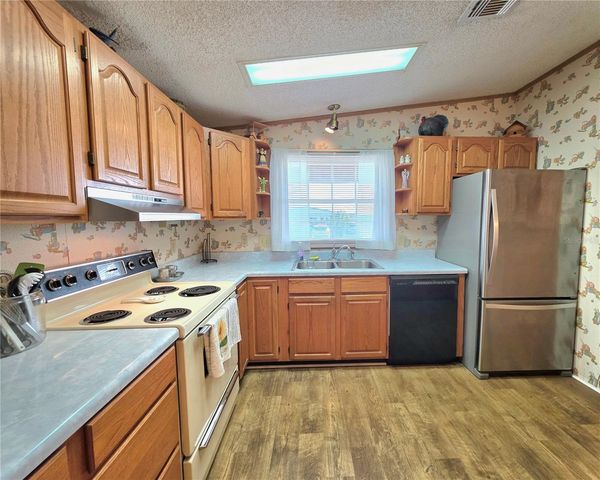 36615 DINA DRIVE, Zephyrhills, FL 33542