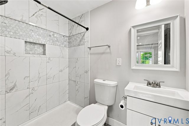 414 St Mark St, Petersburg, VA 23803