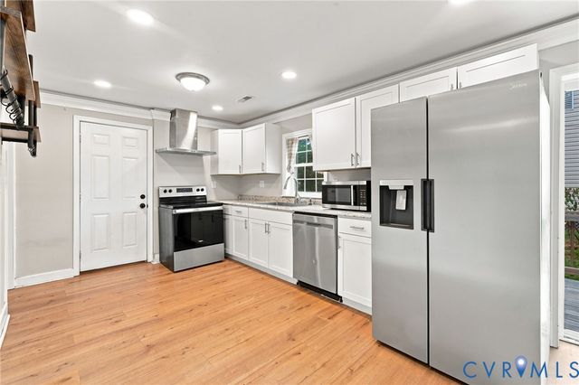 414 St Mark St, Petersburg, VA 23803