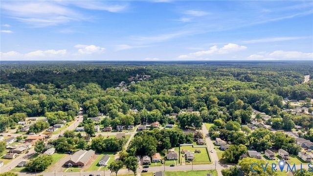 414 St Mark St, Petersburg, VA 23803