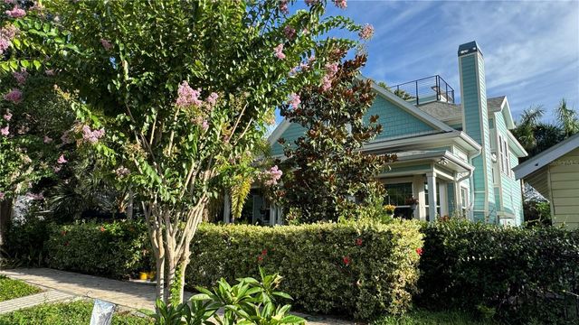 475 27TH AVENUE N, St Petersburg, FL 33704