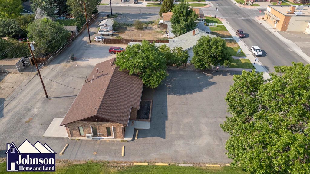 246 N Absaroka St, Powell, WY 82435 photo 4