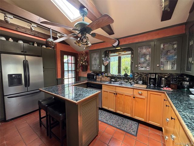 24 Ondaora Parkway, Highland Falls, NY 10928