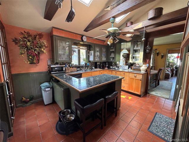 24 Ondaora Parkway, Highland Falls, NY 10928