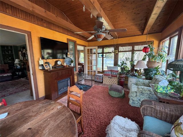 24 Ondaora Parkway, Highland Falls, NY 10928