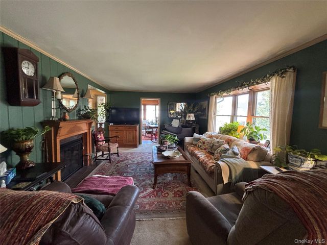 24 Ondaora Parkway, Highland Falls, NY 10928
