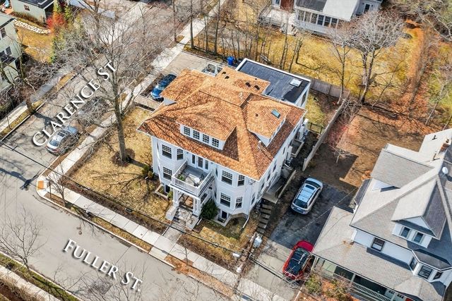 102 Fuller St 2, Brookline, MA 02446