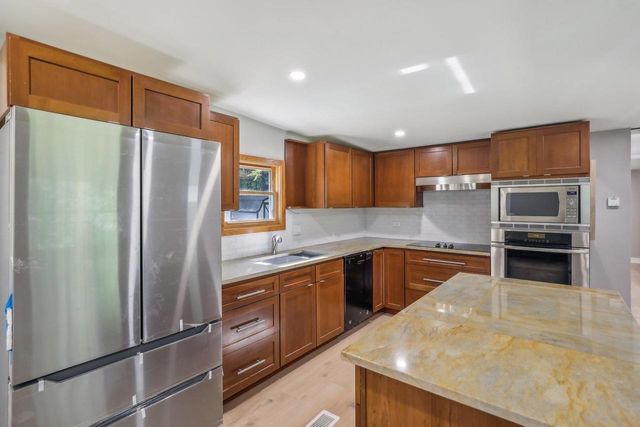 W2705 Highway 82, Mauston, WI 53948