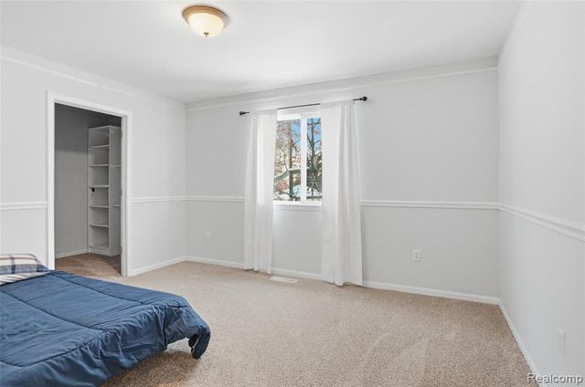 863 Sylvanwood Drive, Troy, MI 48085