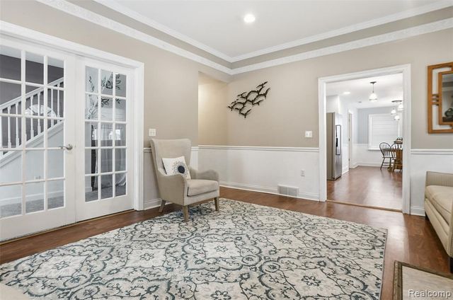 863 Sylvanwood Drive, Troy, MI 48085