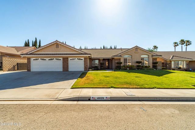 41029 Walrus Way, Palmdale, CA 93551