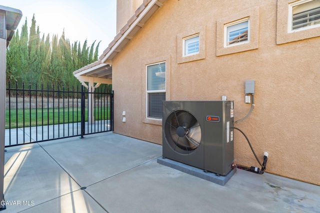41029 Walrus Way, Palmdale, CA 93551