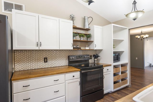 245 Country Hills Drive, Branson, MO 65616