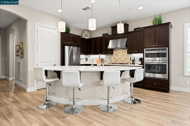 1760 Merlot Cir, Brentwood, CA 94513