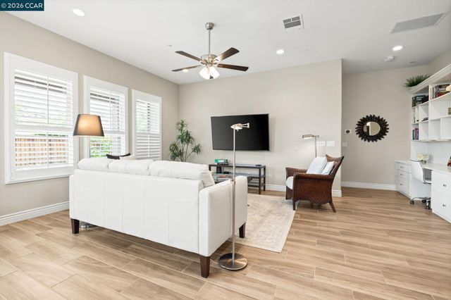 1760 Merlot Cir, Brentwood, CA 94513