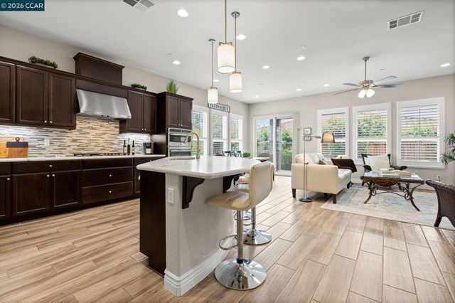 1760 Merlot Cir, Brentwood, CA 94513