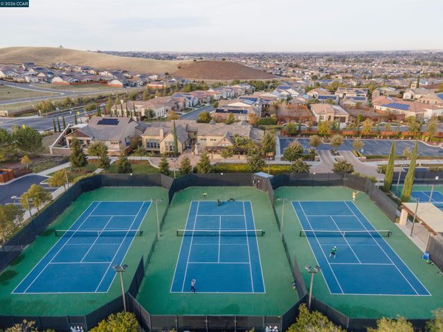 1760 Merlot Cir, Brentwood, CA 94513