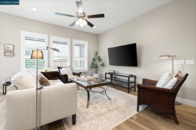 1760 Merlot Cir, Brentwood, CA 94513